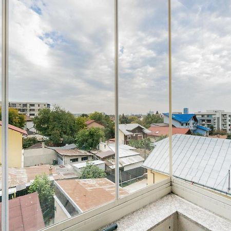 Luxury Baneasa Apartment Bukares Bagian luar foto